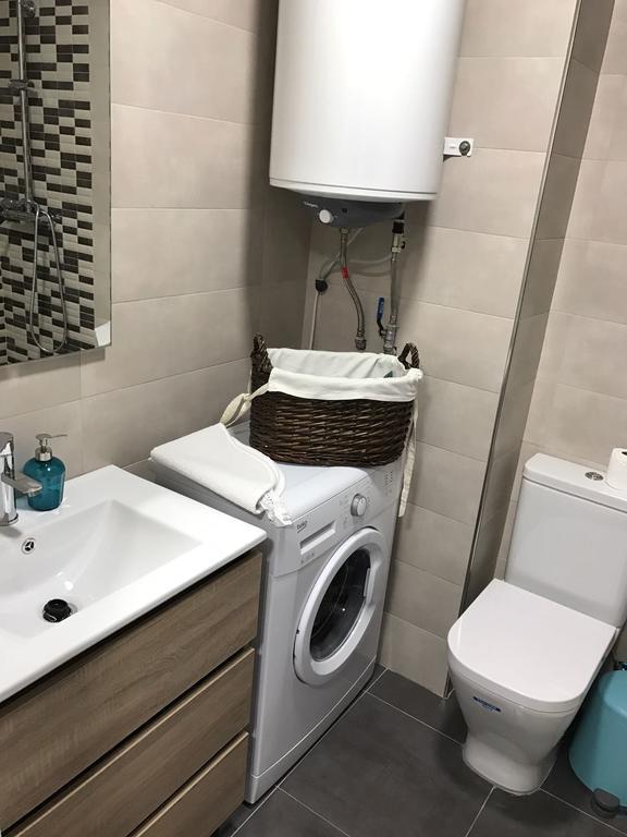 Benalbeach Apartment Ana Беналмадена Екстериор снимка